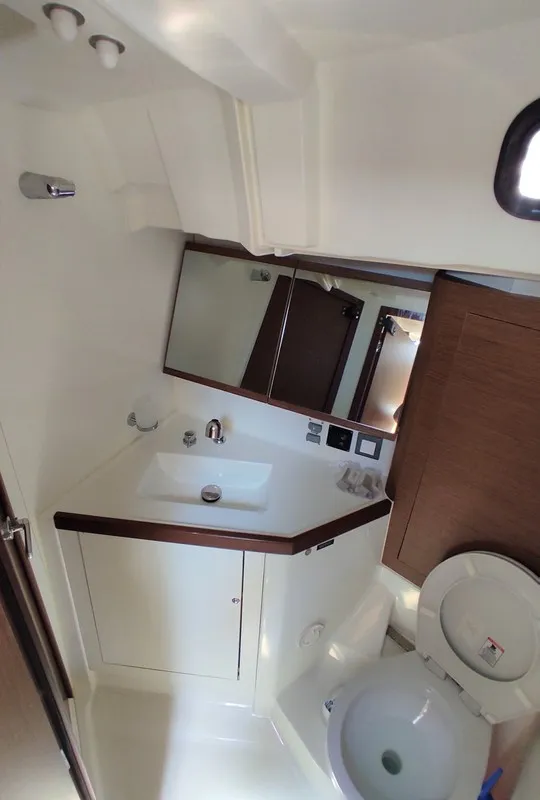 Head on Namaka, a Beneteau Oceanis 46.1 sailboat at Tonnarella, Italy