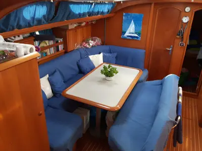 Salon of Ronik, a Jeanneau Sun Odyssey 52.2 sailboat at Lipari, Italy