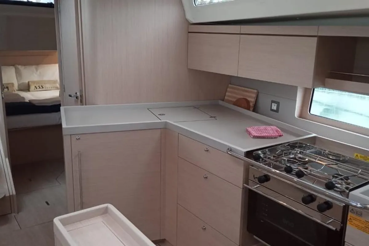 Galley of Skat, a Beneteau Oceanis 46.1 sailboat at Tonnarella, Italy