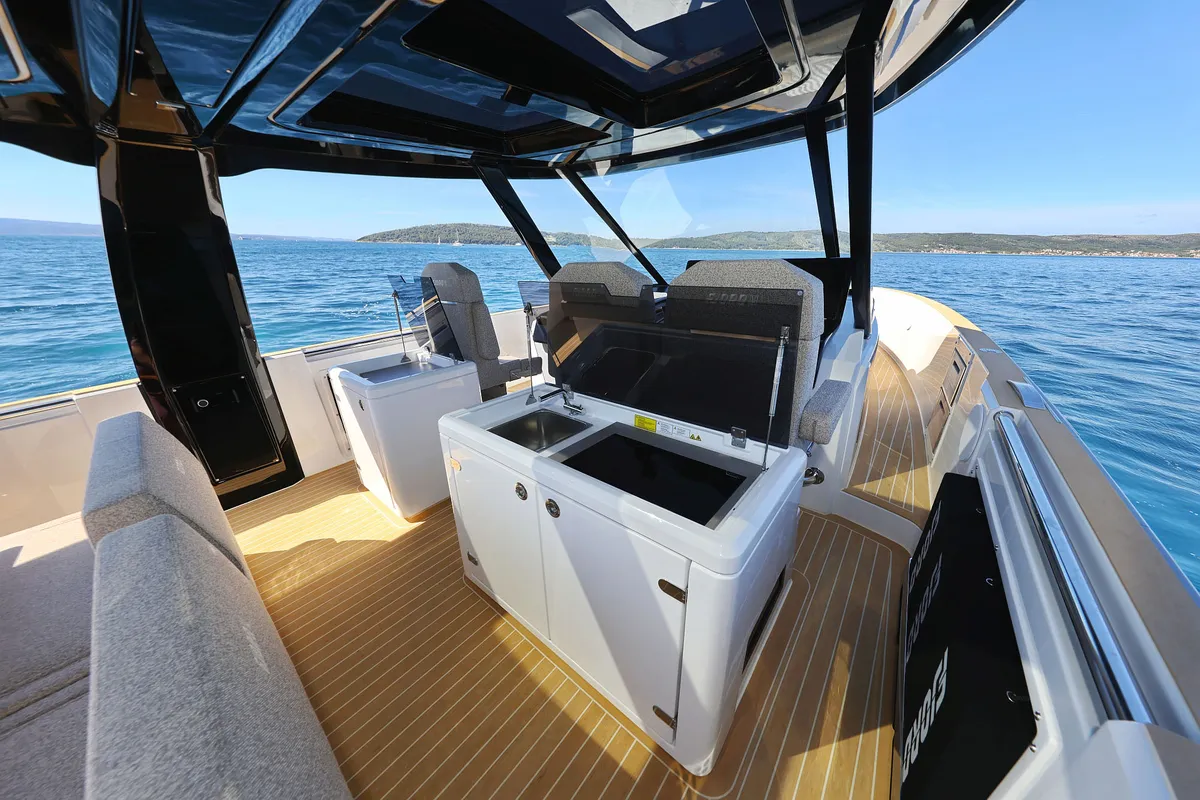 Instant Crush, a Fjord 41 XL motor yacht at Grad Kaštela, Croatia