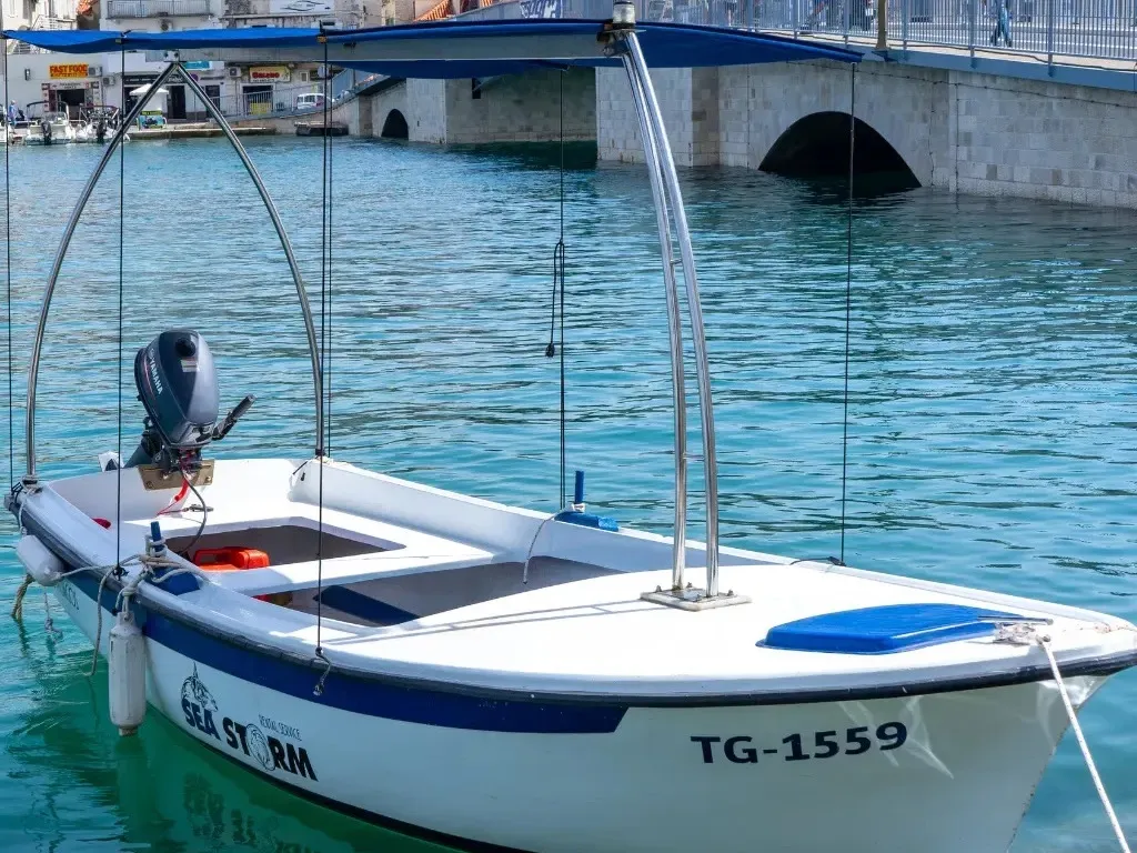 Pasara, a Motorboat motorboat at Grad Trogir, Croatia
