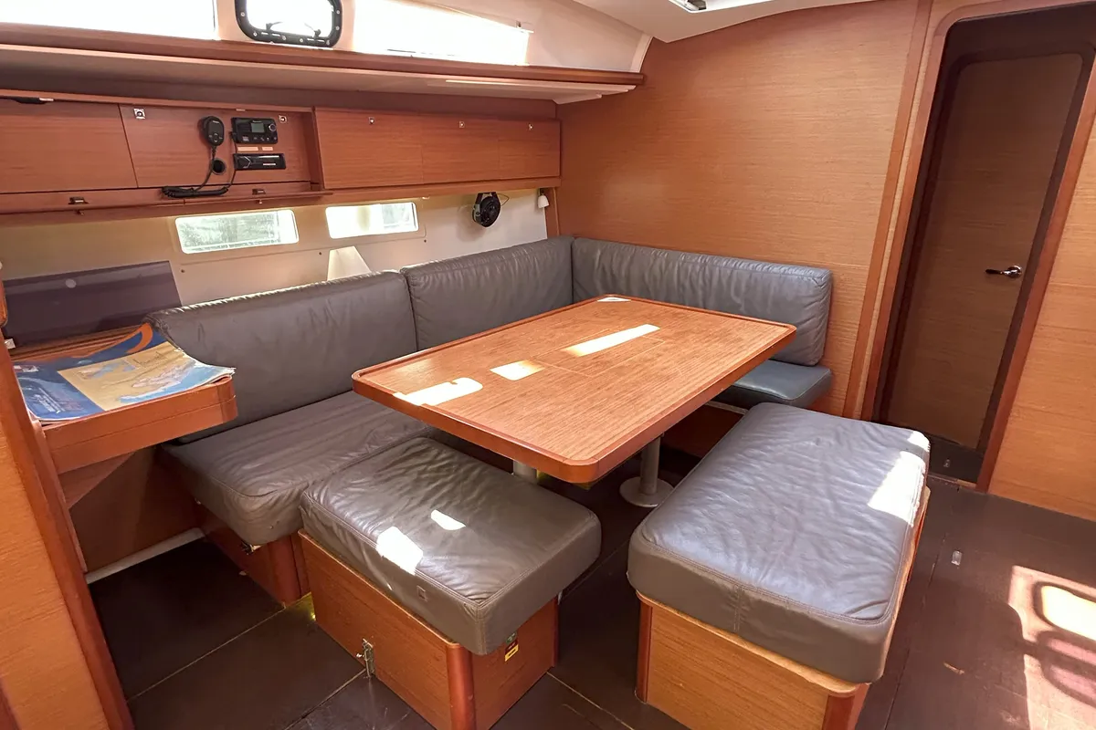 Salon of Good Luck, a Dufour 460 GL sailboat at Primošten, Croatia