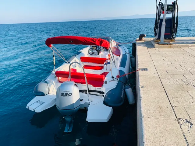 Exterior view of Marlin 790, a Marlin 790 Dynamic motorboat at Grad Trogir, Croatia