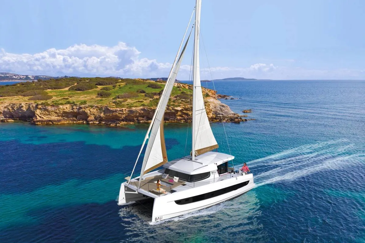 Exterior view of Puss in Boots, a Bali Catsmart catamaran at Roche Caiman, Seychelles