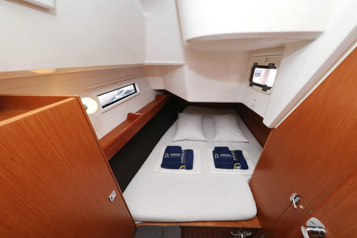 Cabin on Angelic, a Bavaria Cruiser 37 sailboat at Grad Biograd na Moru, Croatia