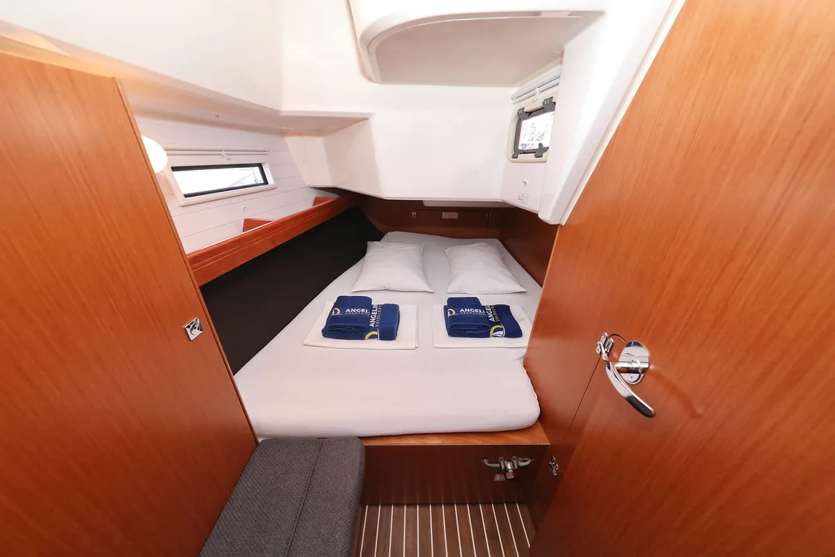 Cabin on Angelic, a Bavaria Cruiser 37 sailboat at Grad Biograd na Moru, Croatia