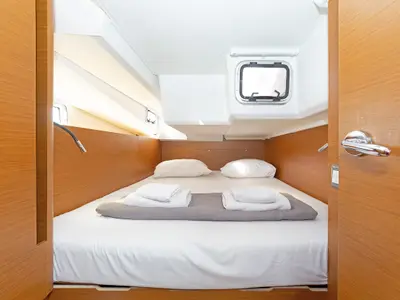 Cabin on Jolly Roger, a Jeanneau Sun Odyssey 440 sailboat at Athens, Greece