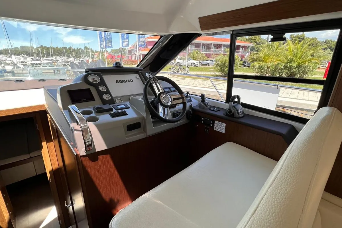 Cockpit of CALENI, a Bavaria Virtess 420 Fly motorboat at Grad Šibenik, Croatia