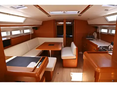 Salon of Amfitriti, a Jeanneau Sun Odyssey 509 sailboat at Loutraki, Greece