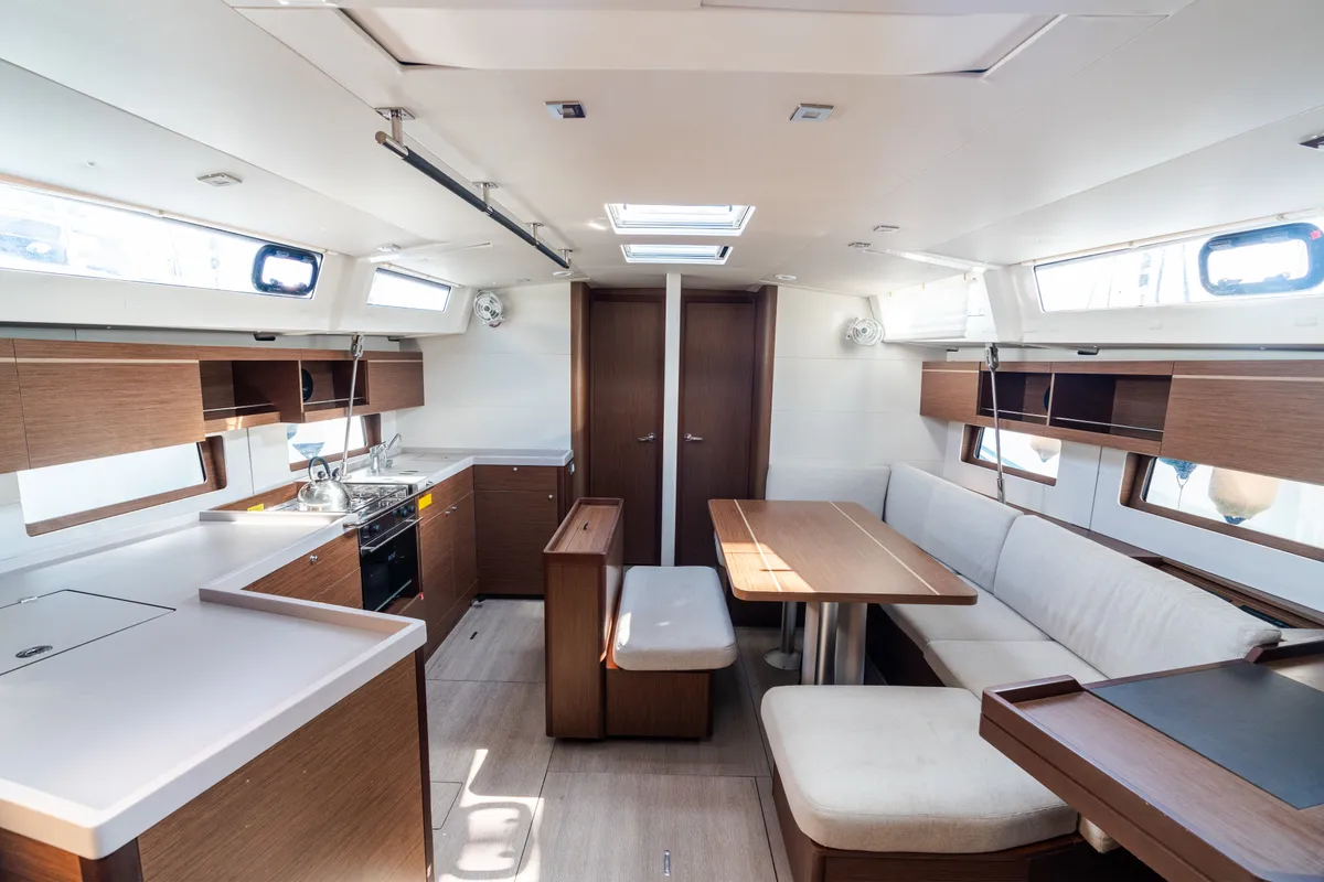 Salon of Pathos - Comfort Line, a Beneteau Oceanis 46.1 sailboat at Tonnarella, Italy