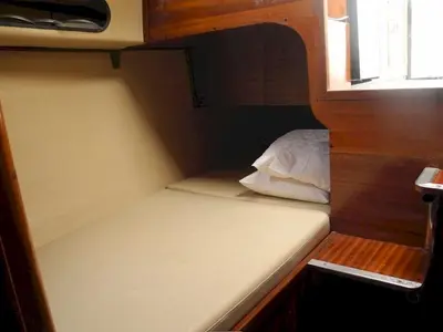 Cabin on Ana, a SAS - Vektor Adria 28 Luxus motorboat at Brbinj, Croatia