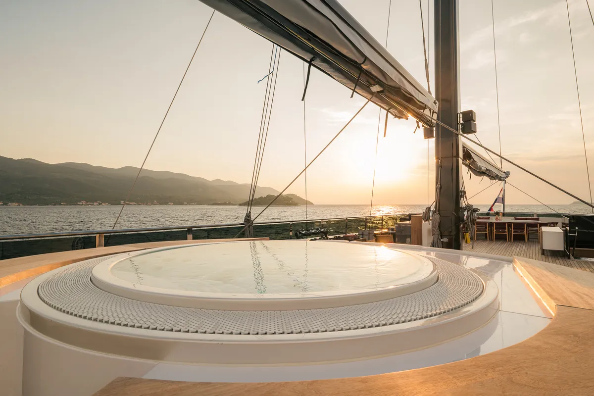 Reposado, a Luxury Sailing Yacht sailboat at Općina Sukošan, Croatia