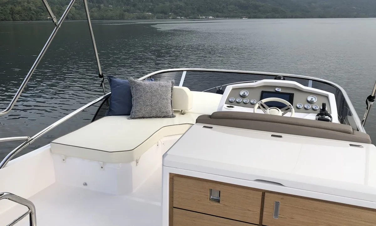 Cockpit of Noa, a Sessa Fly 42 motor yacht at Općina Sukošan, Croatia