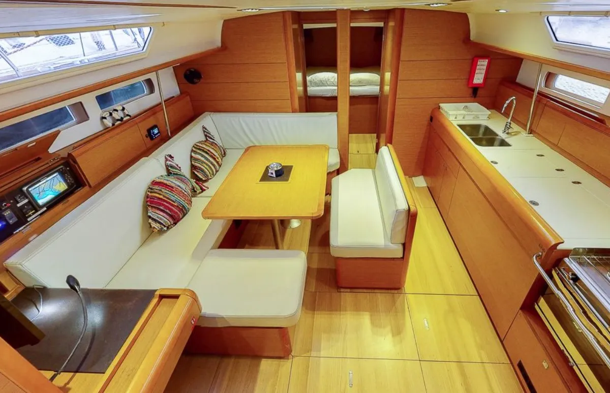 Salon of Haidi, a Jeanneau Sun Odyssey 469 sailboat at Athens, Greece