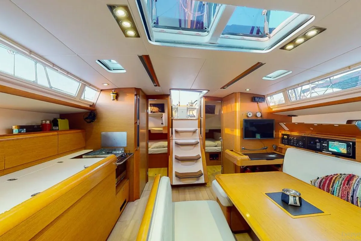 Salon of Haidi, a Jeanneau Sun Odyssey 469 sailboat at Athens, Greece