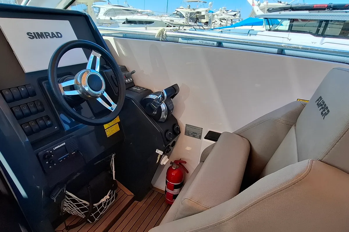 Cockpit of Moncia, a Nimbus Flipper 900 ST motor yacht at Općina Sukošan, Croatia