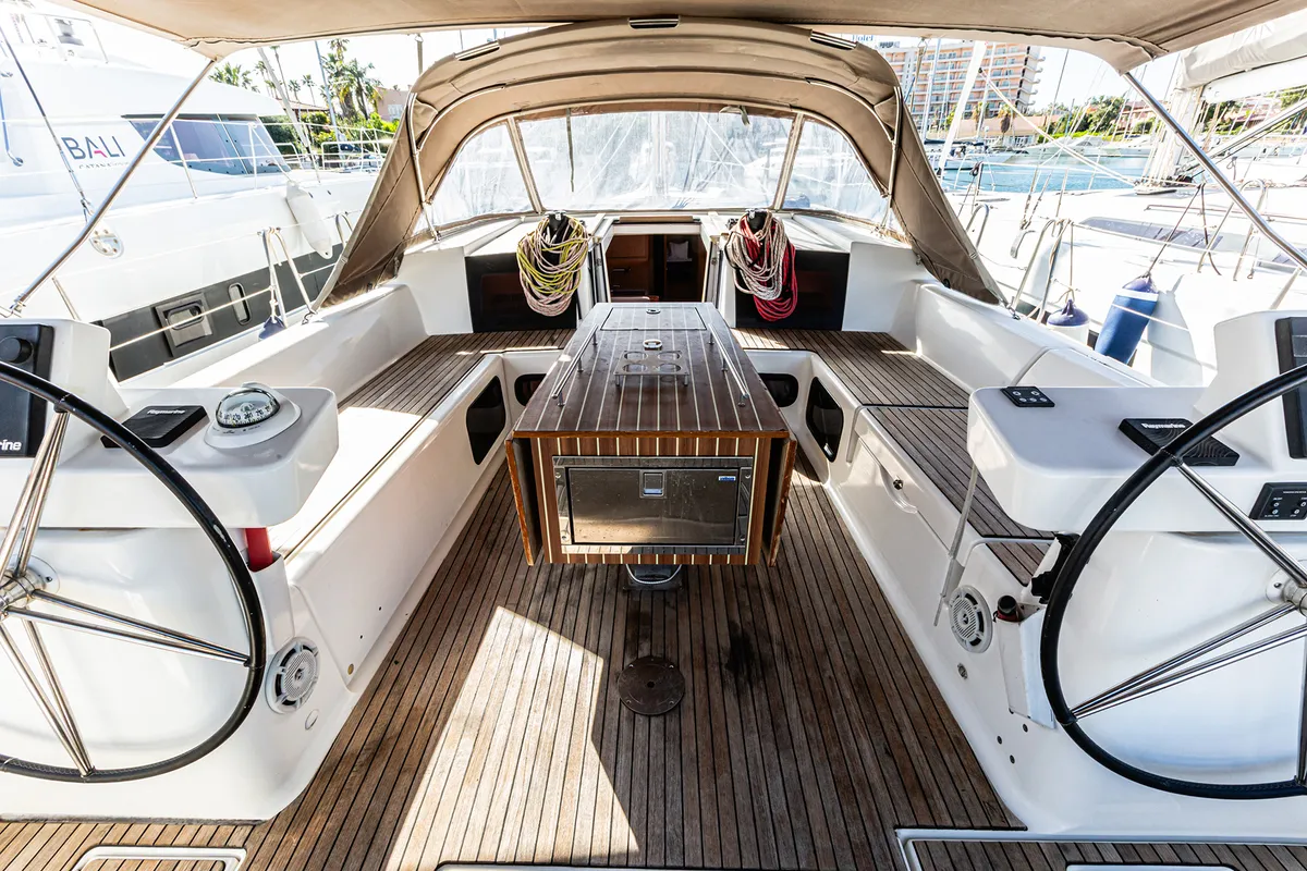 Dream Planet, a Dufour 520 GL sailboat at Tonnarella, Italy