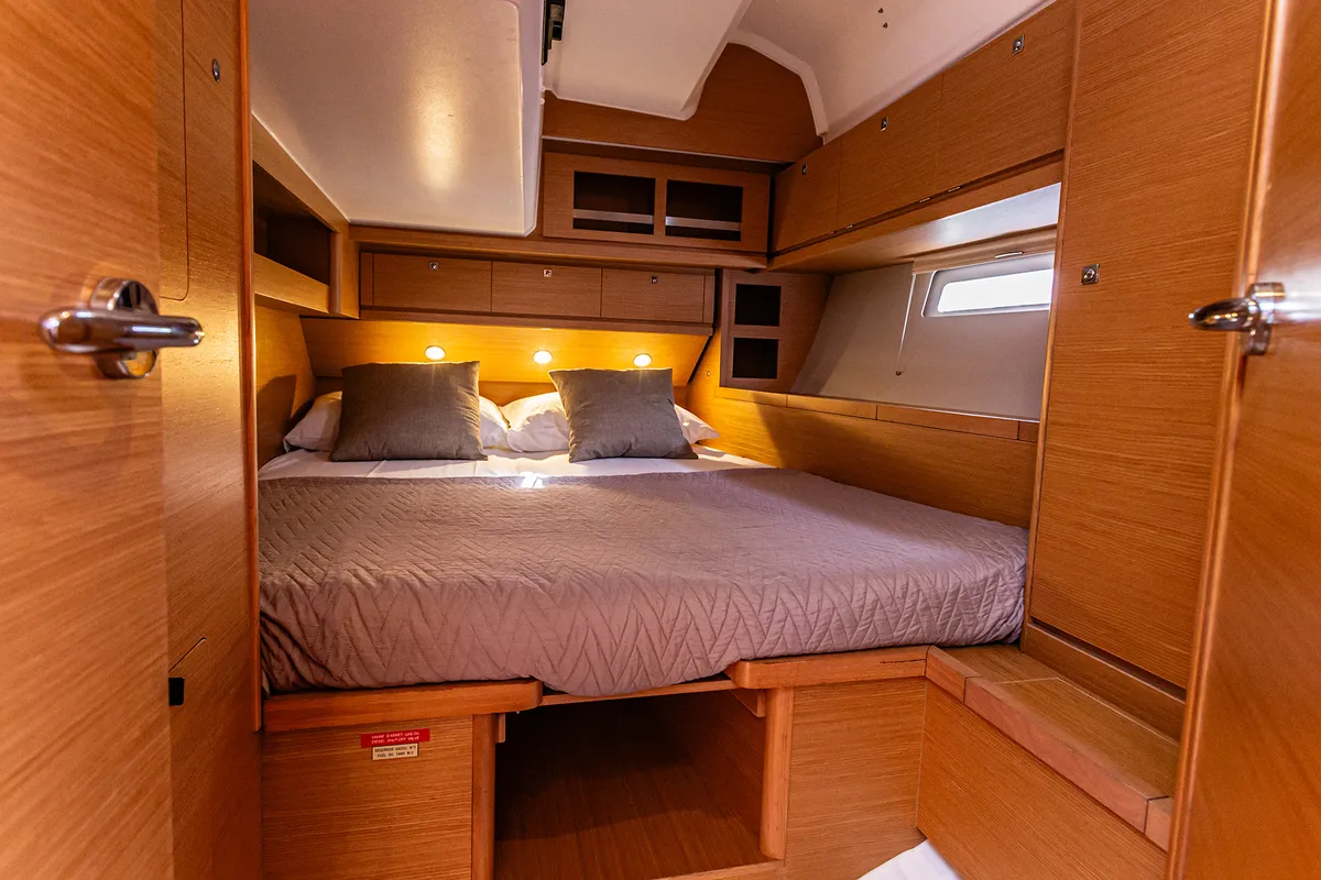 Dream Planet, a Dufour 520 GL sailboat at Tonnarella, Italy