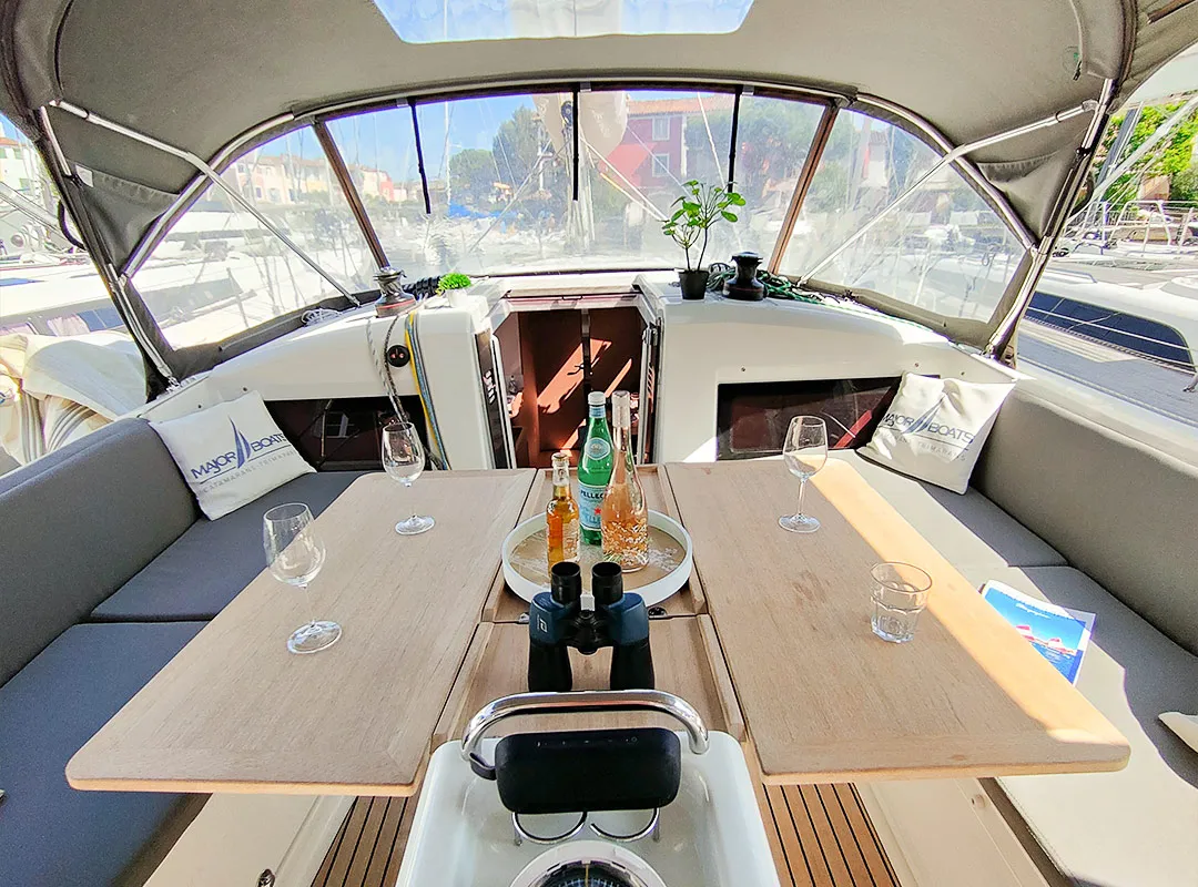 Deck of Sterenn, a Jeanneau Sun Odyssey 440 sailboat at Grimaud, France