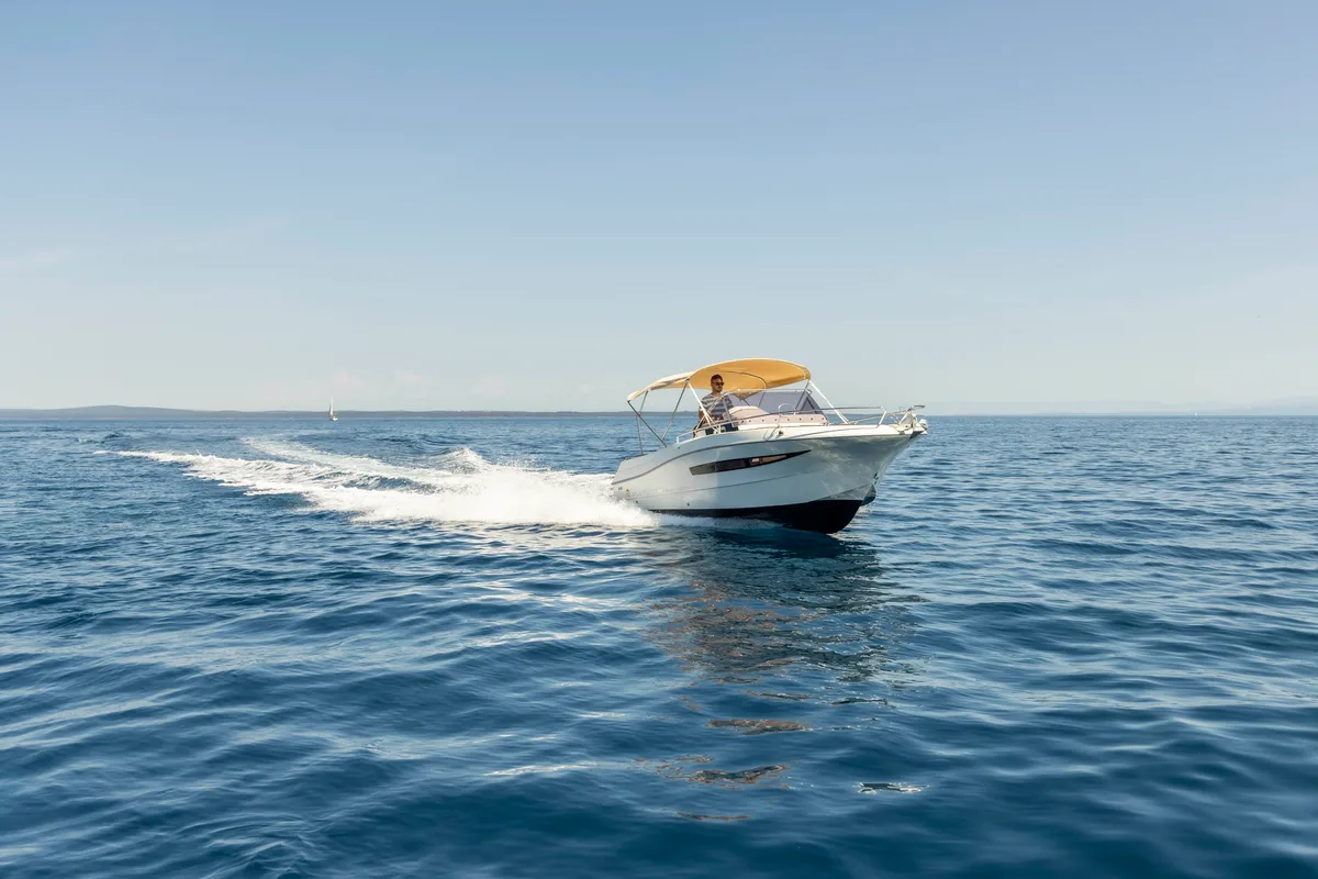 Exterior view of 275322ML, a Atlantic Marine Sun Cruiser 690 motorboat at Mali Lošinj, Croatia