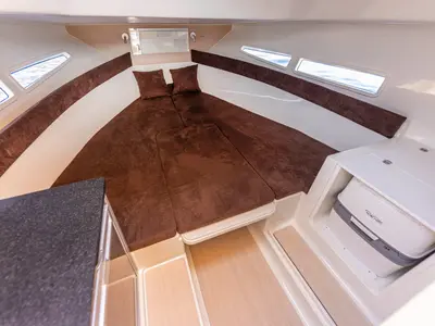Cabin on 275322ML, a Atlantic Marine Sun Cruiser 690 motorboat at Mali Lošinj, Croatia