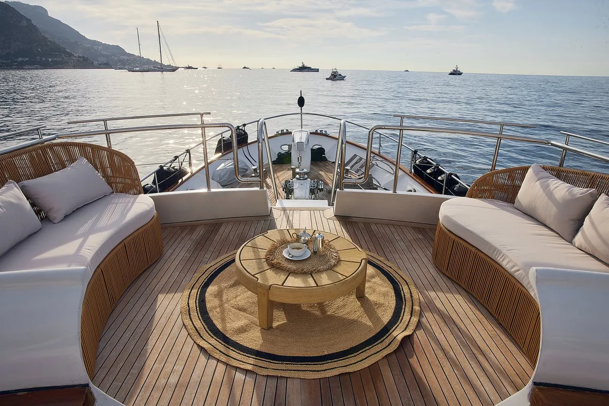 Sounion II, a Azimut Sounion II motor yacht at Athens, Greece