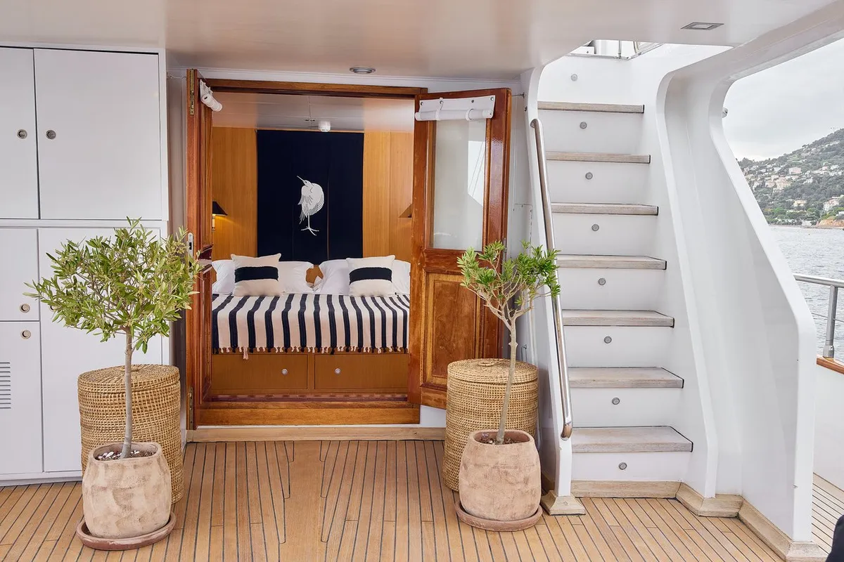 Sounion II, a Azimut Sounion II motor yacht at Athens, Greece