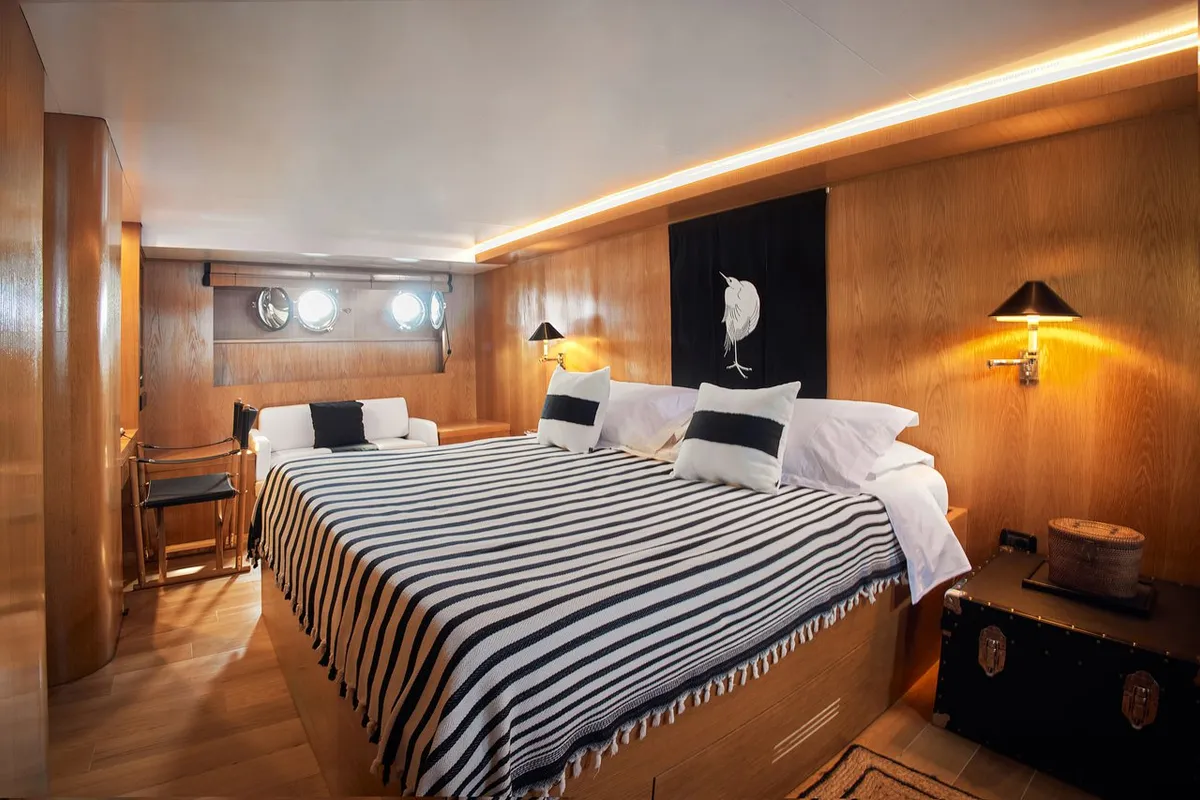 Sounion II, a Azimut Sounion II motor yacht at Athens, Greece