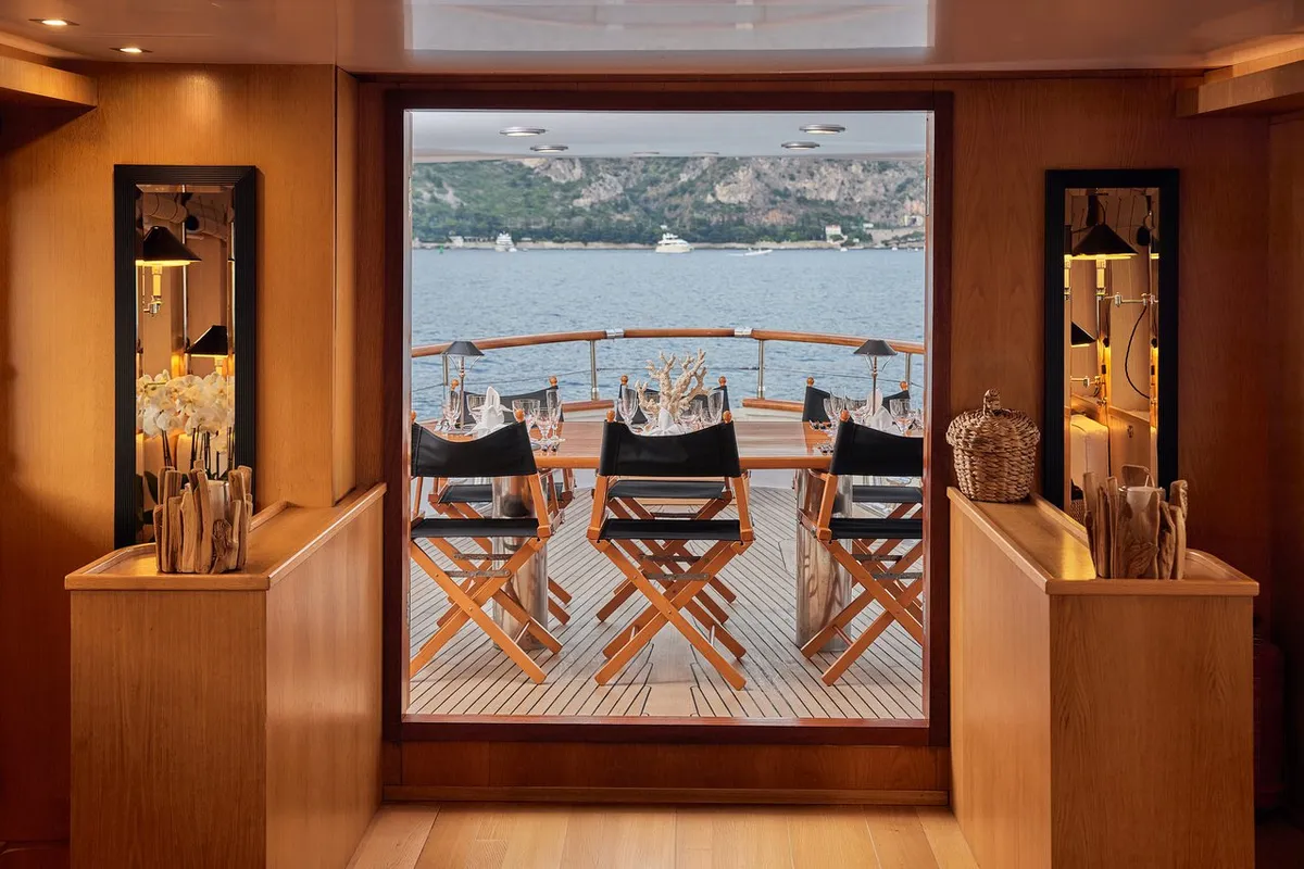 Sounion II, a Azimut Sounion II motor yacht at Athens, Greece