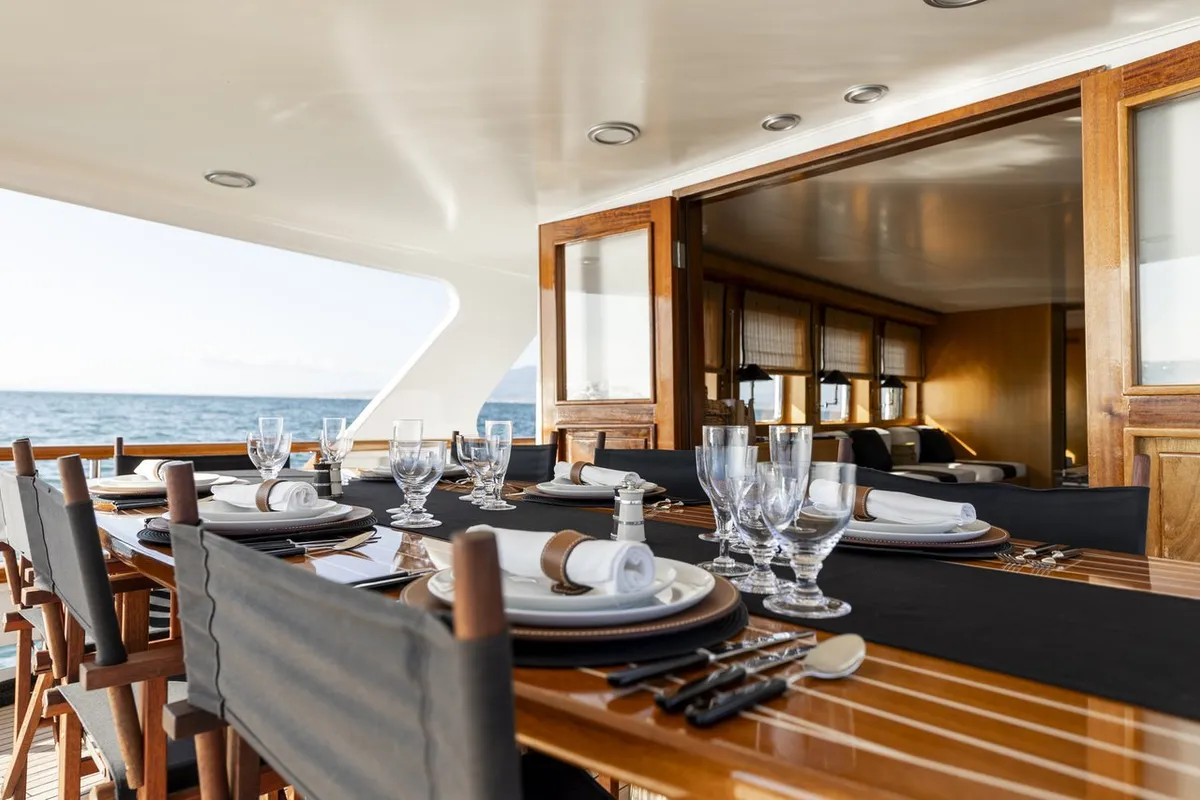 Sounion II, a Azimut Sounion II motor yacht at Athens, Greece