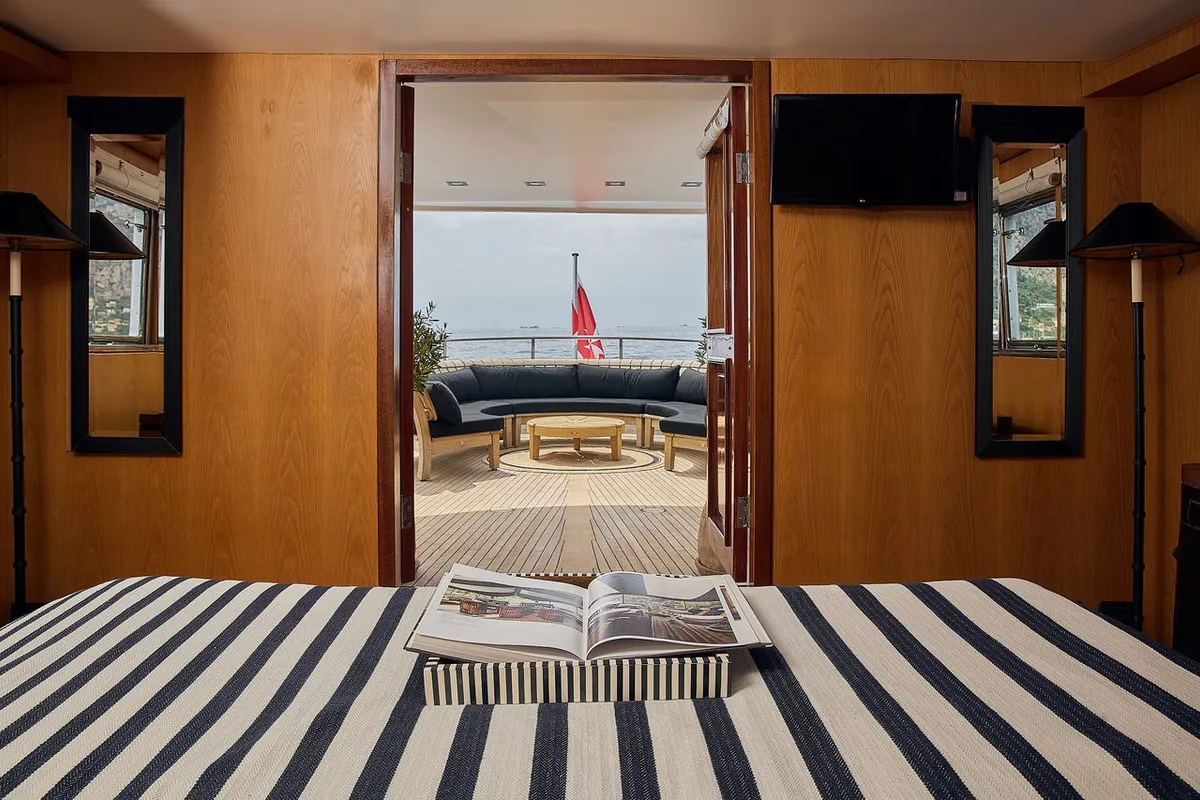 Sounion II, a Azimut Sounion II motor yacht at Athens, Greece
