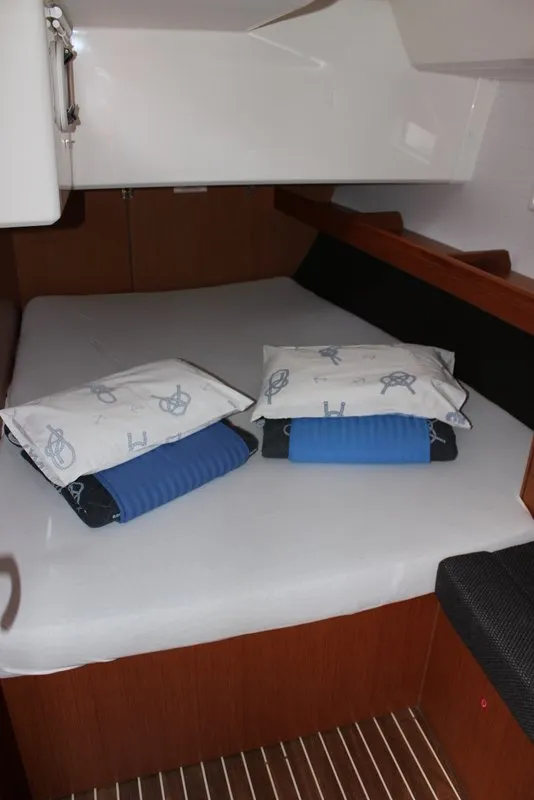 Cabin on Eveline, a Bavaria Cruiser 46 sailboat at Grad Biograd na Moru, Croatia
