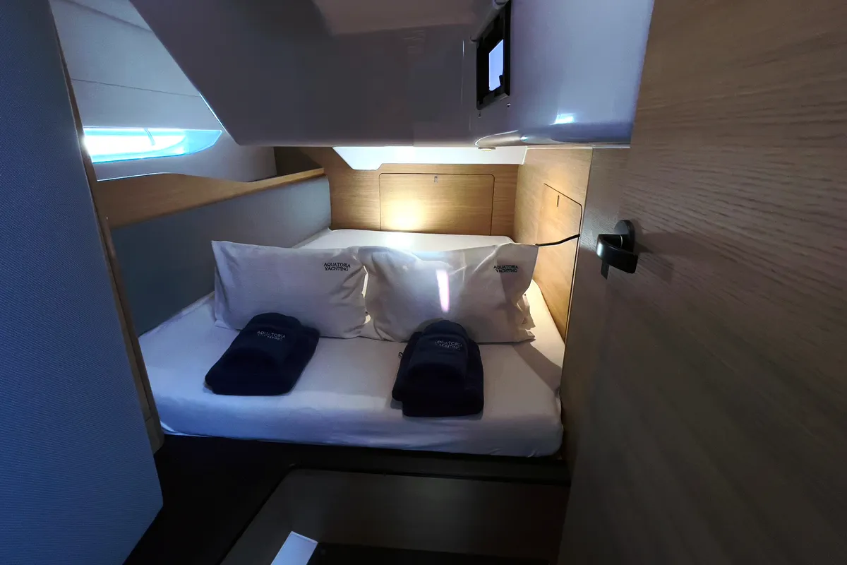 Cabin on Odin, a Elan E6 sailboat at Pirovac, Croatia