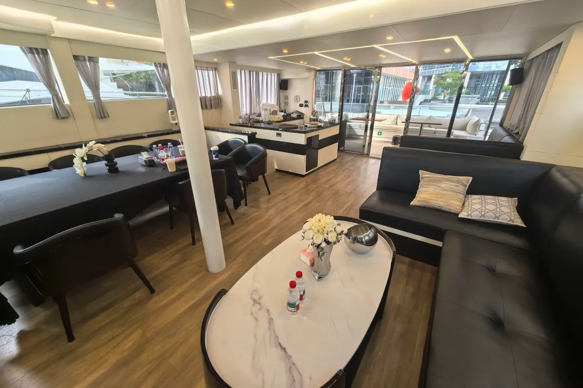 Salon of Andaman Discovery 5, a Mazarin 55 catamaran at Mai Khao, Thailand