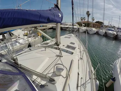 Deck of L'Alliance, a Beneteau Oceanis 423 sailboat at Hyères, France