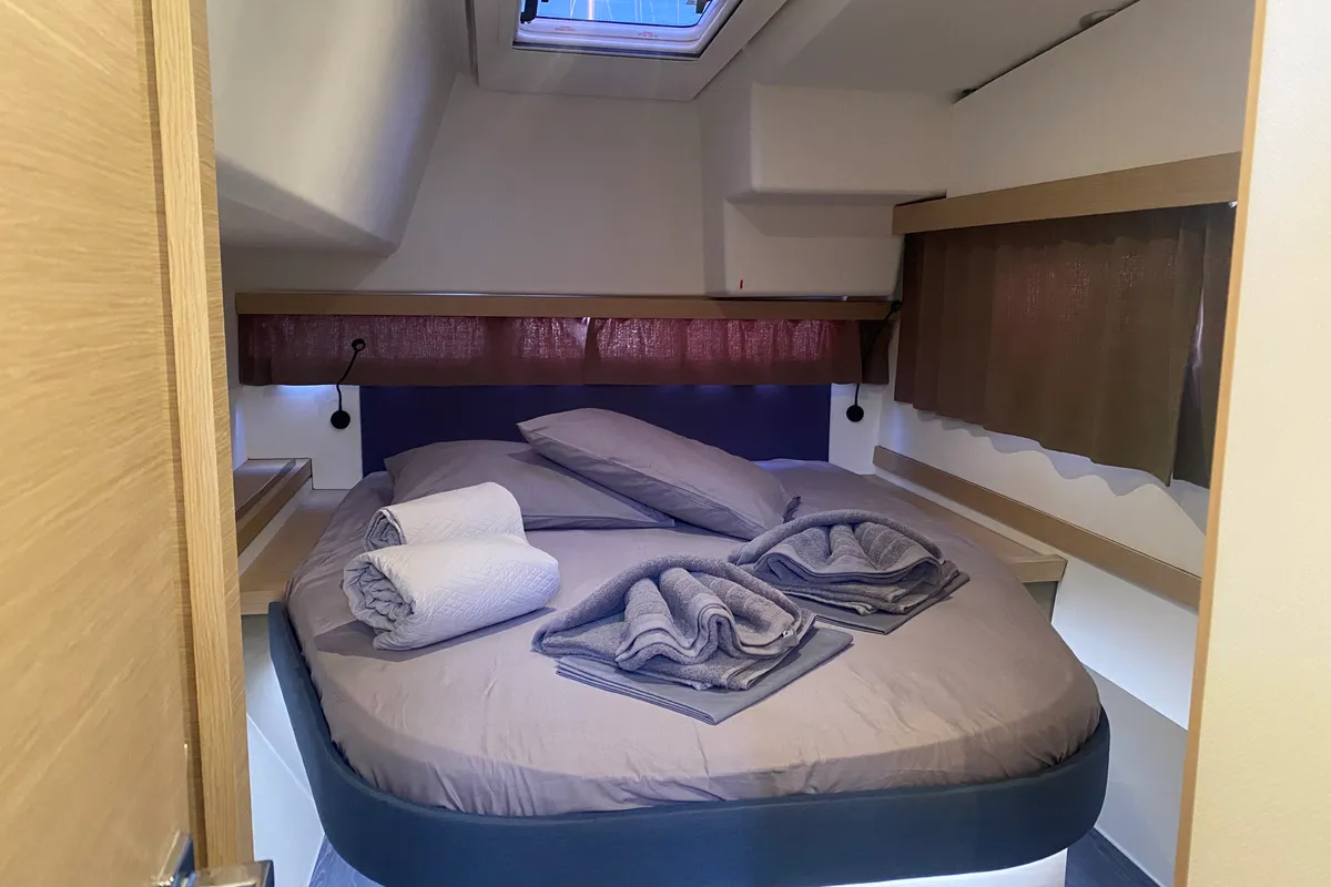 Cabin on Elia, a Fountaine Pajot Isla 40 catamaran at Municipal Unit of Lefkada, Greece