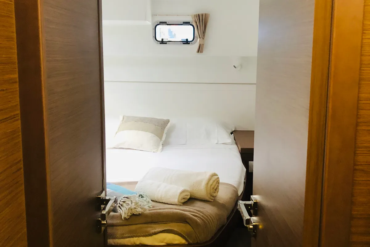Cabin on Samana, a Lagoon 40 catamaran at Capo d'Orlando, Italy