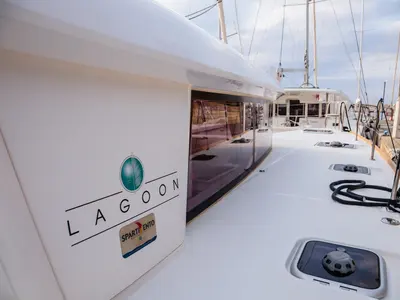 Deck of Adorable, a Lagoon 400 S2 catamaran at Tonnarella, Italy