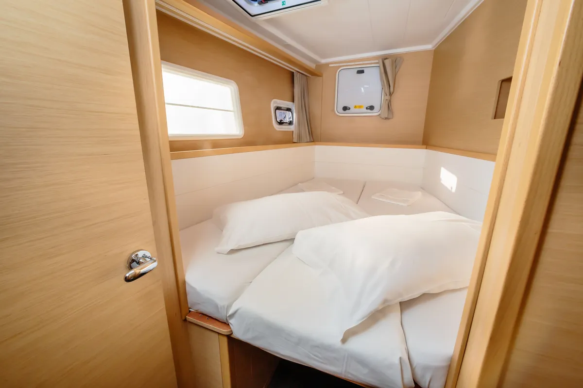 Cabin on Adorable, a Lagoon 400 S2 catamaran at Tonnarella, Italy