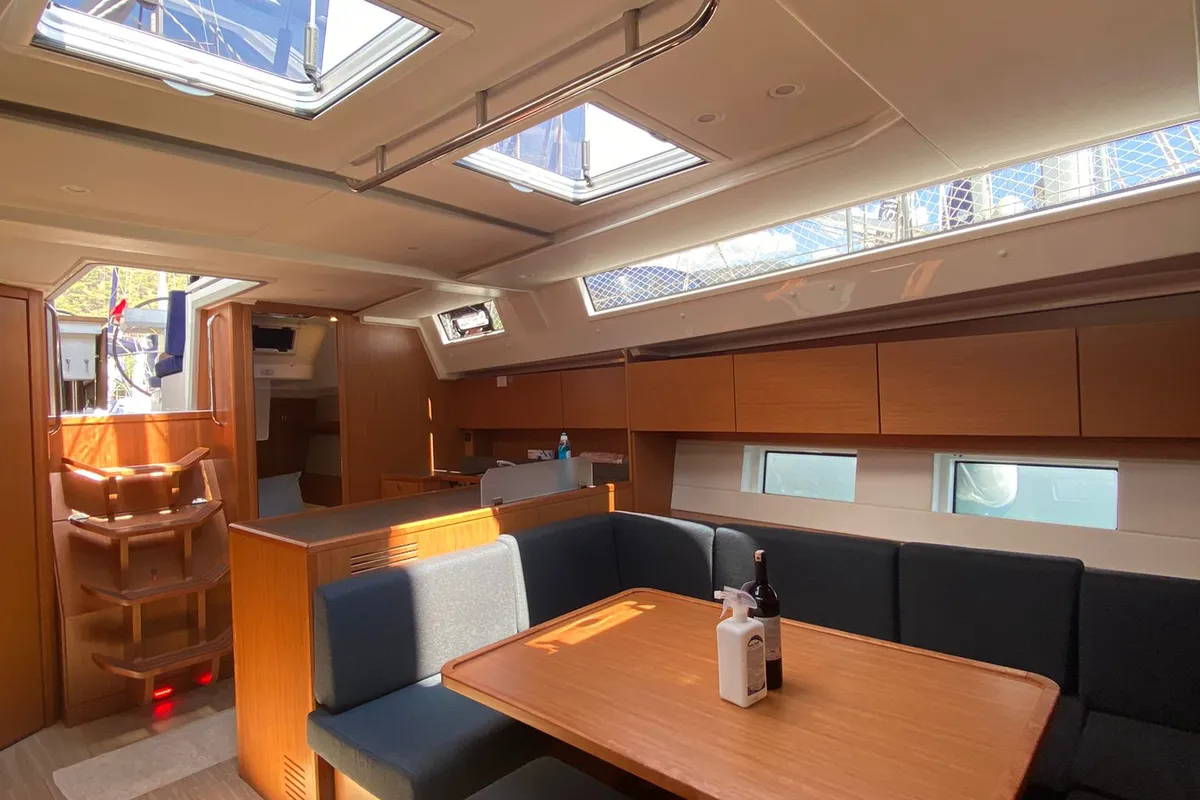 Salon of Allegro, a Bavaria C45 sailboat at Fethiye, Turkey
