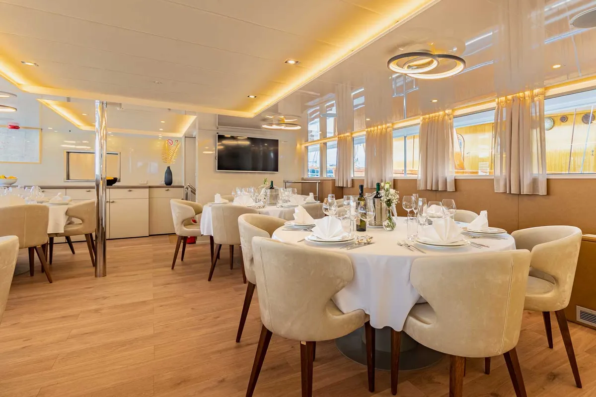 Salon of Suzana, a Gulet Luxury Motor Yacht motor yacht at Dubrovnik, Croatia