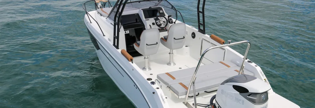 Deck of Beneteau Flyer 8 SUNdeck, a motorboat at Punat, Croatia