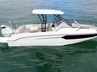 Beneteau 8
