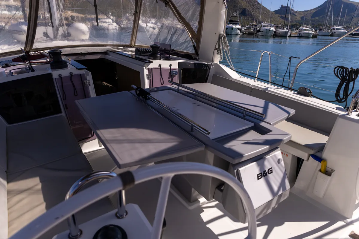 PASSEPARTOUT, a Beneteau Oceanis 41.1 sailboat at Port de Pollença, Spain
