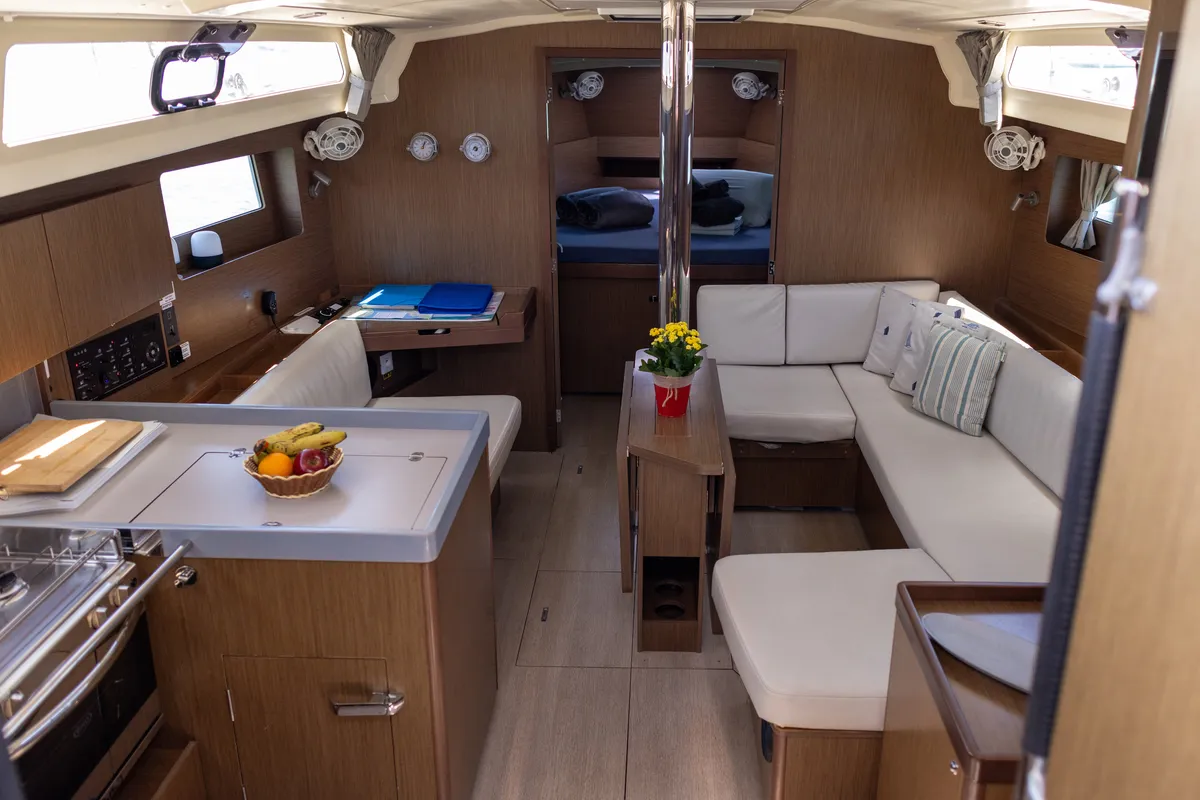 PASSEPARTOUT, a Beneteau Oceanis 41.1 sailboat at Port de Pollença, Spain