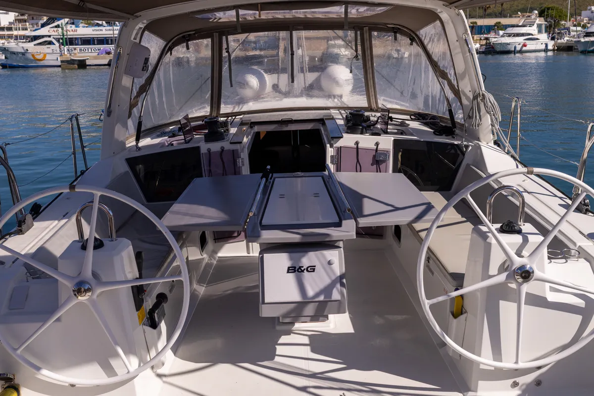 PASSEPARTOUT, a Beneteau Oceanis 41.1 sailboat at Port de Pollença, Spain
