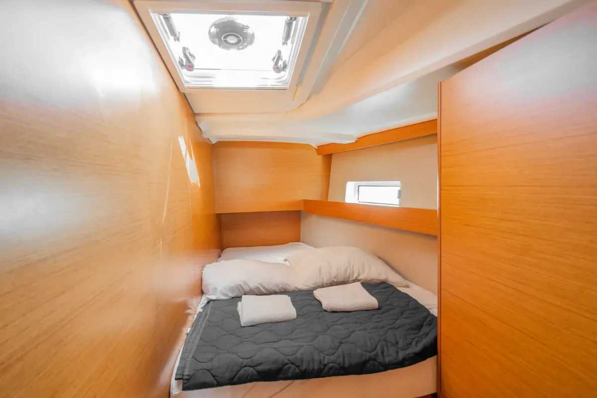 Cabin on G.A.S. Newborn, a Jeanneau Sun Odyssey 440 sailboat at Municipal Unit of Lefkada, Greece