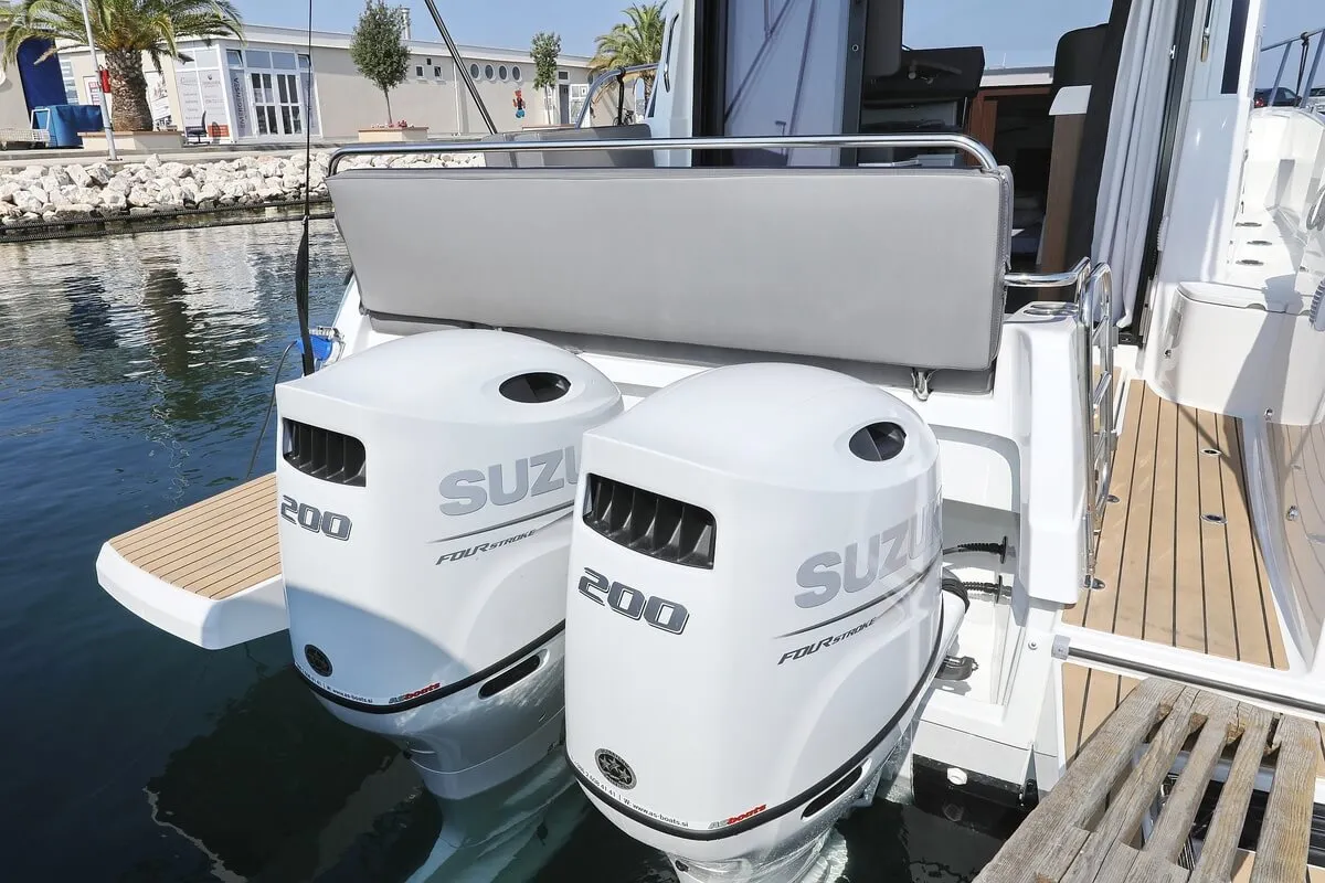 Freeya, a Beneteau Antares 9 OB motorboat at Grad Biograd na Moru, Croatia