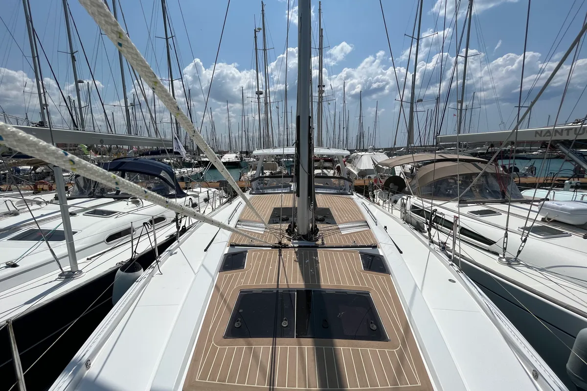 Deck of Time Off, a Hanse 460 sailboat at Rosignano Solvay, Italy