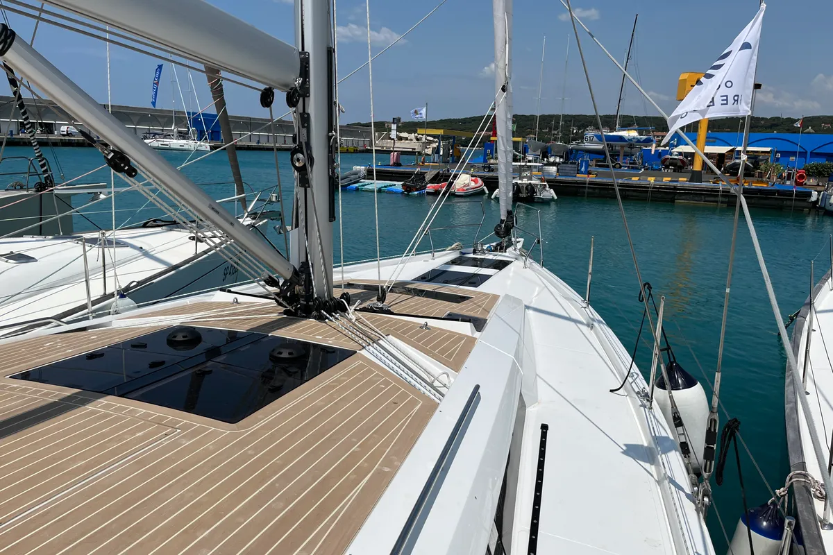 Deck of Time Off, a Hanse 460 sailboat at Rosignano Solvay, Italy